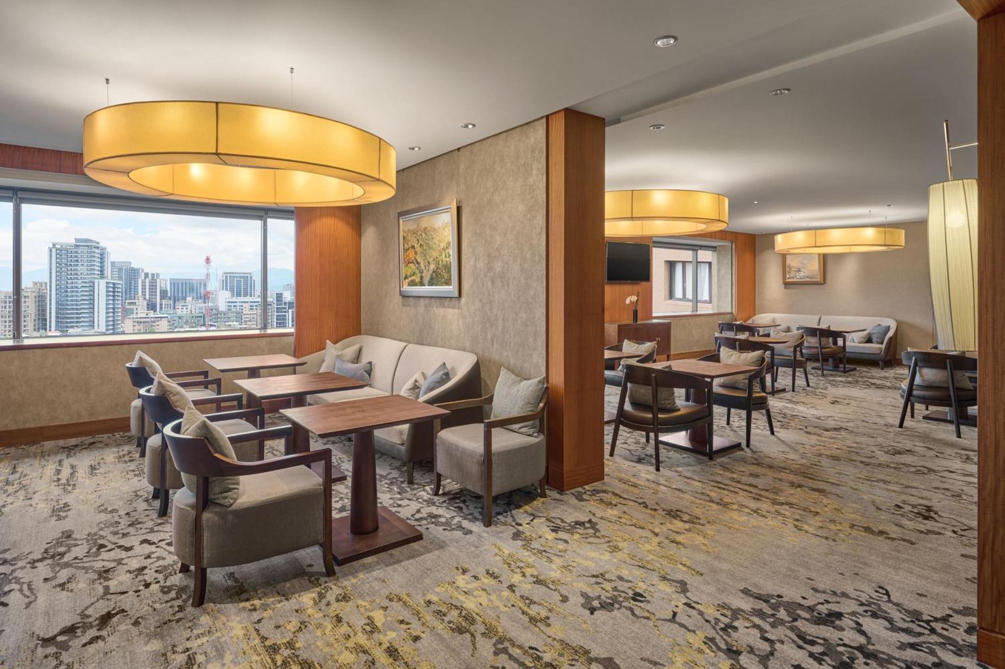 Sheraton Grand Taipei Hotel Bagian luar foto