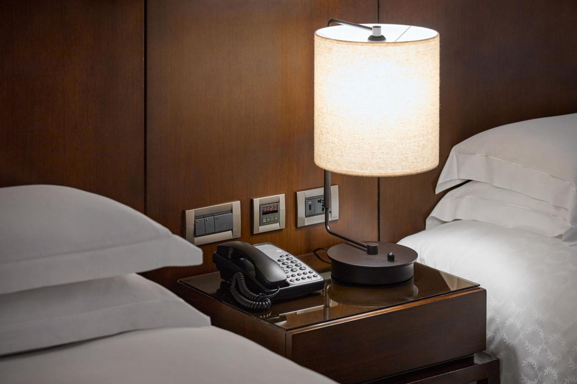 Sheraton Grand Taipei Hotel Bagian luar foto
