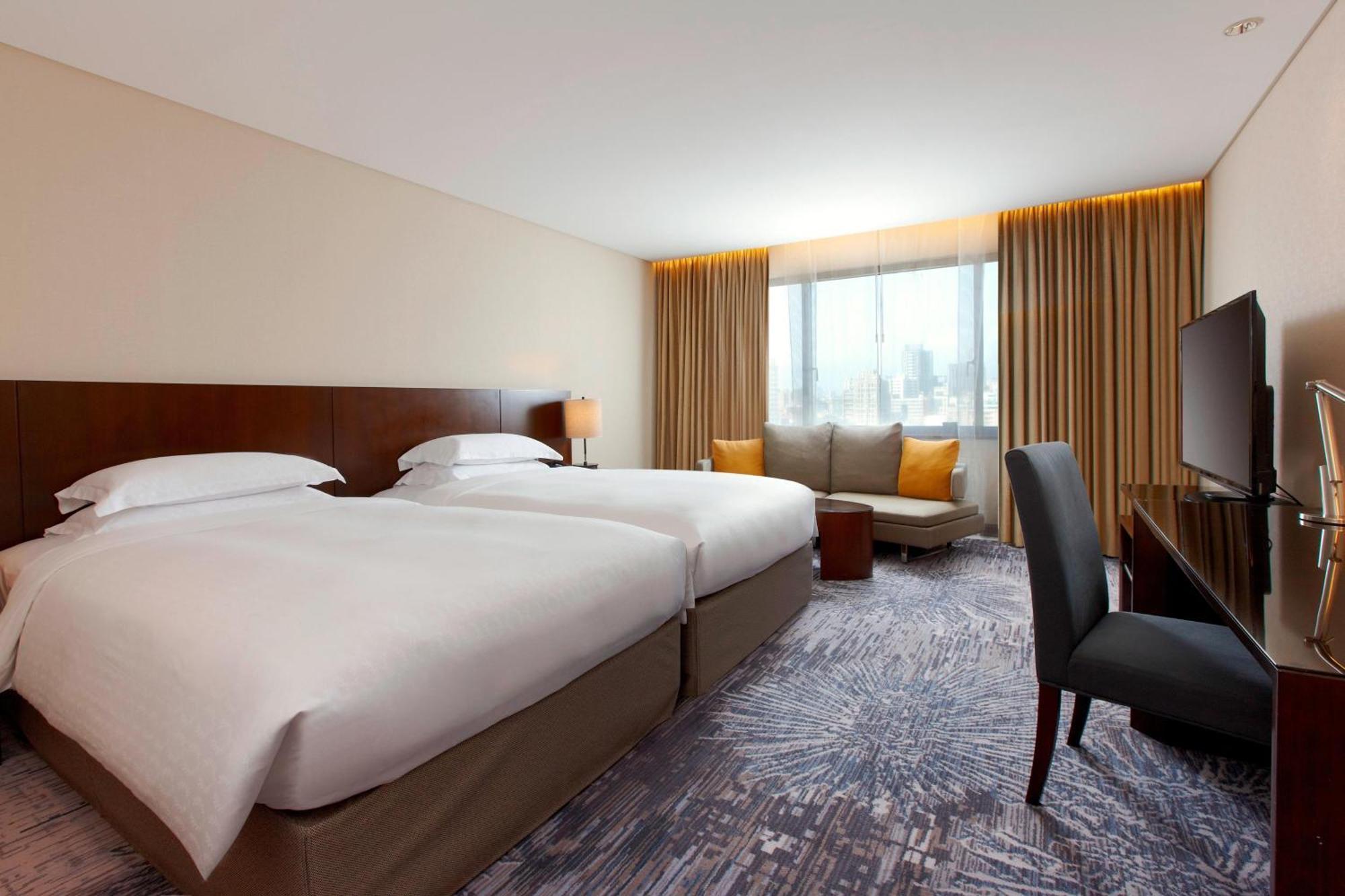 Sheraton Grand Taipei Hotel Bagian luar foto